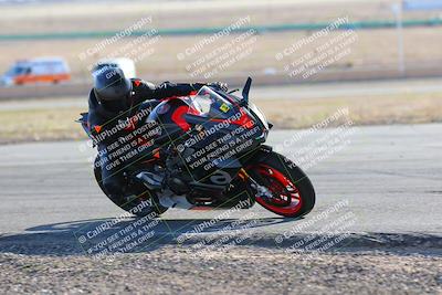 media/Feb-05-2023-Classic Track Day (Sun) [[c35aca4a42]]/Group 2/session 4 turn 4/